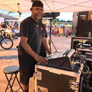 Meet your Posher, Jerome